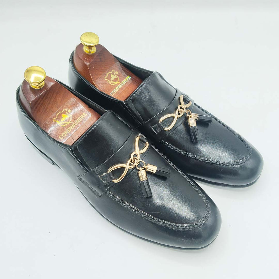 Executive Tassel-Black-CW-0024-7306-001